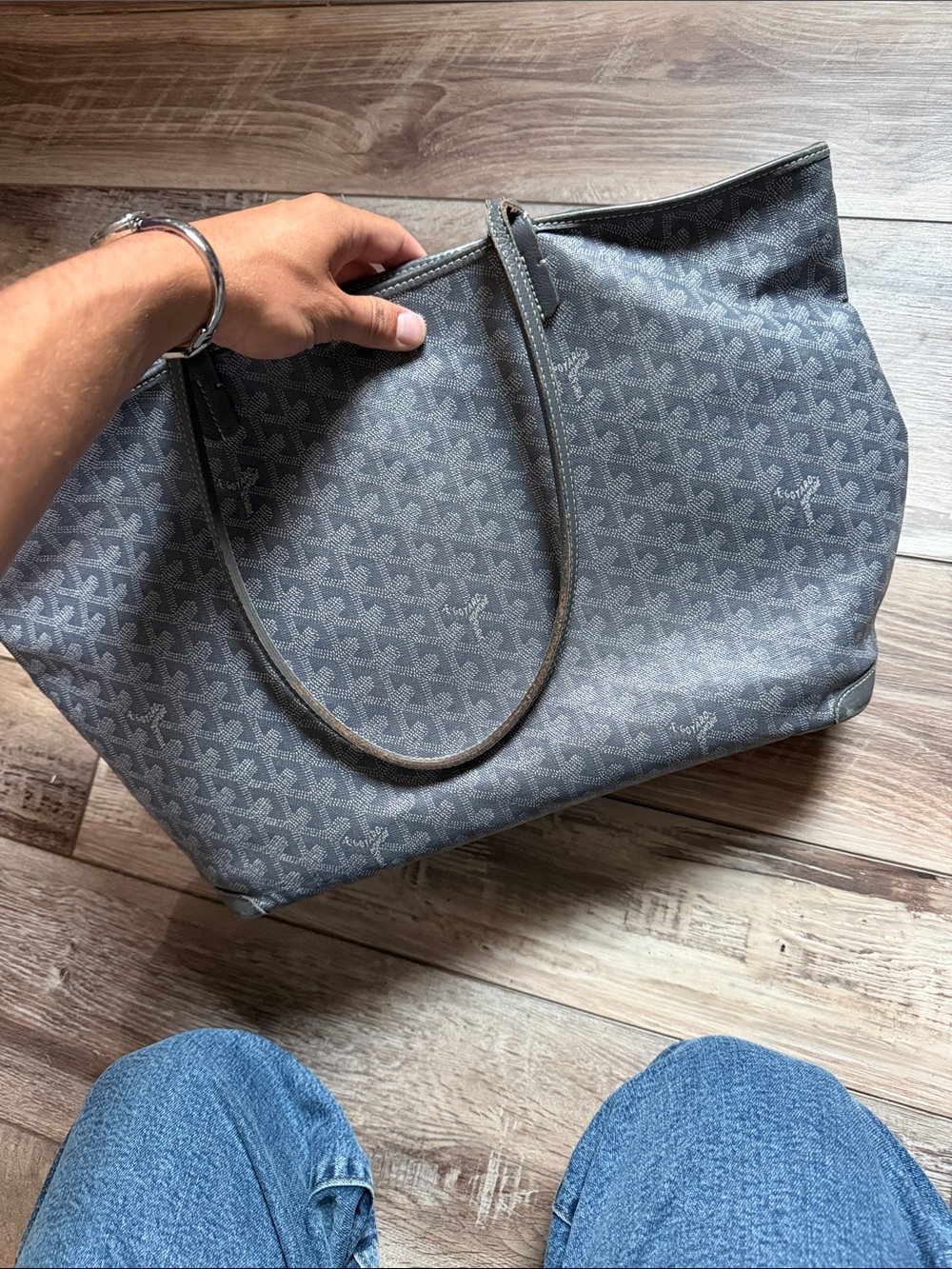 Goyard Gray Monogram Canvas Tote - Picture 3 of 6